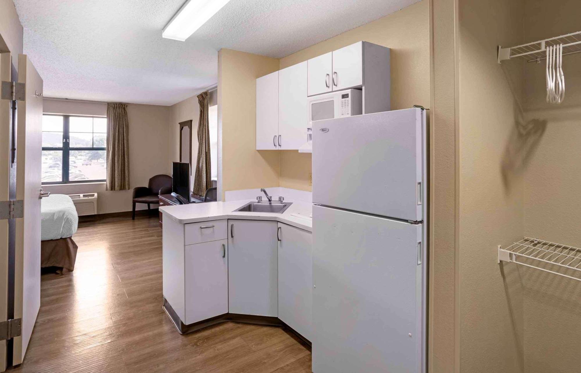 Hotel Extended America - - Westage Center